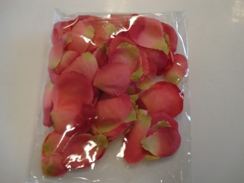 Rosenblütenblätter altrosa mit grün – 90 Seidenblüten für Hochzeit & Tischdekoration